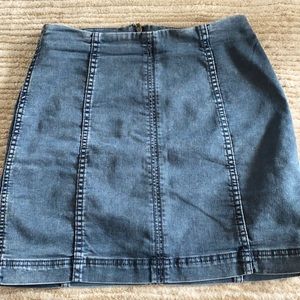💙 We the Free Denim Modern Femme Mini Skirt 💙